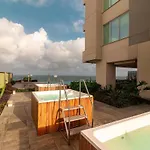 Luxury Apt Sea Front Ac Wifi Pool At Cartagena