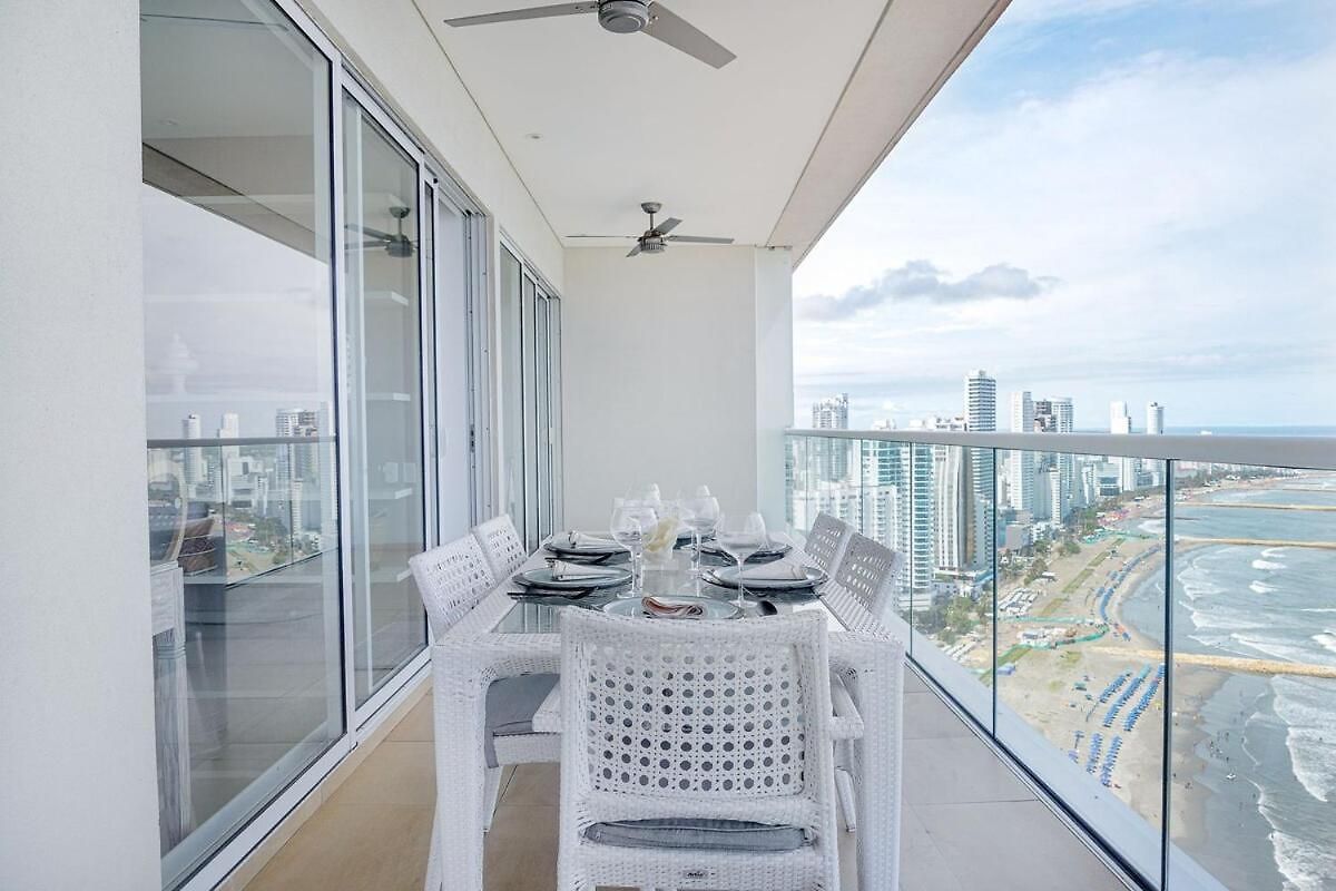 Luxury Sea Front Ac Wifi Pool At Apartamento *
