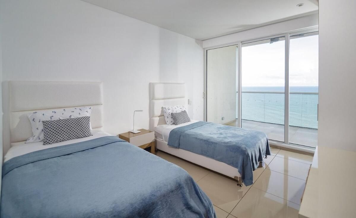 Apartamento Luxury Sea Front Ac Wifi Pool At *