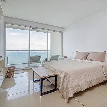 Luxury Sea Front Ac Wifi Pool At