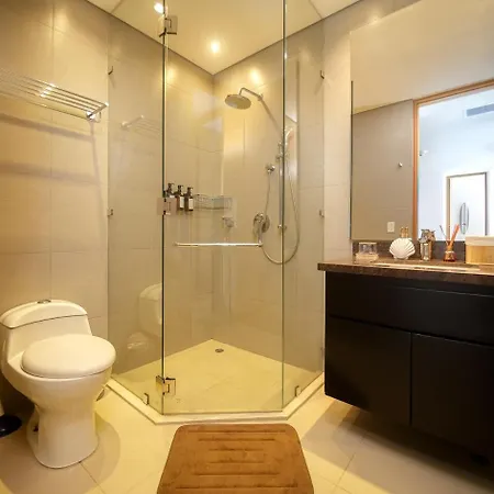 Apartamento Luxury Sea Front Ac Wifi Pool At *