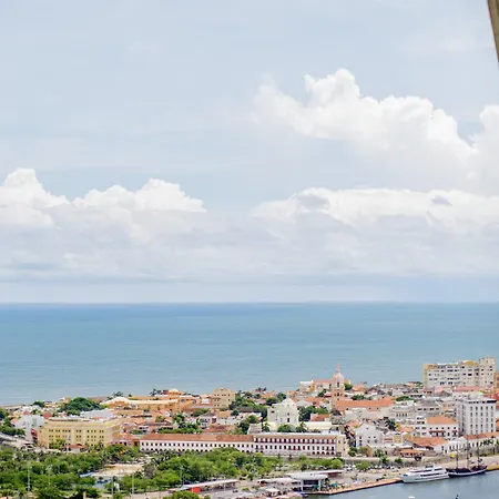 Apartamento Luxury Sea Front Ac Wifi Pool At
