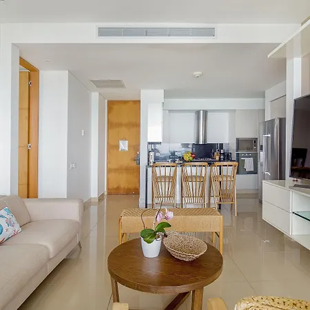 Apartamento Luxury Sea Front Ac Wifi Pool At *
