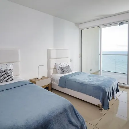 Apartamento Luxury Sea Front Ac Wifi Pool At *